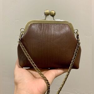 Handmade Genuine Premium Embossed Leather Kisslock Clutch/Wristlet/Evening Bag